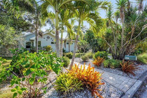 Photo of 2714 52nd Street S, Gulfport, FL 33707 (MLS # TB8455947)