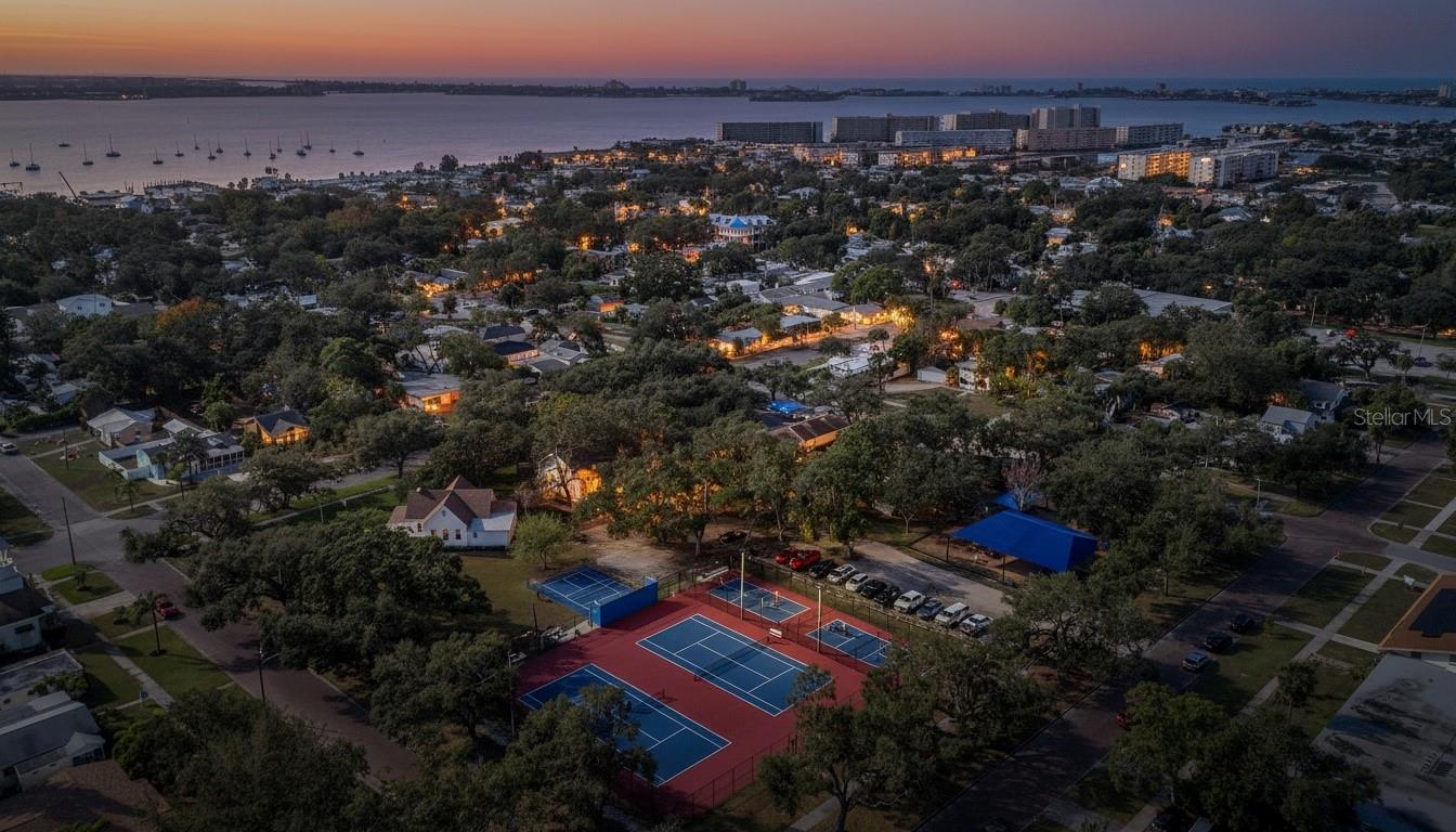 VETERAN PARK - Residential