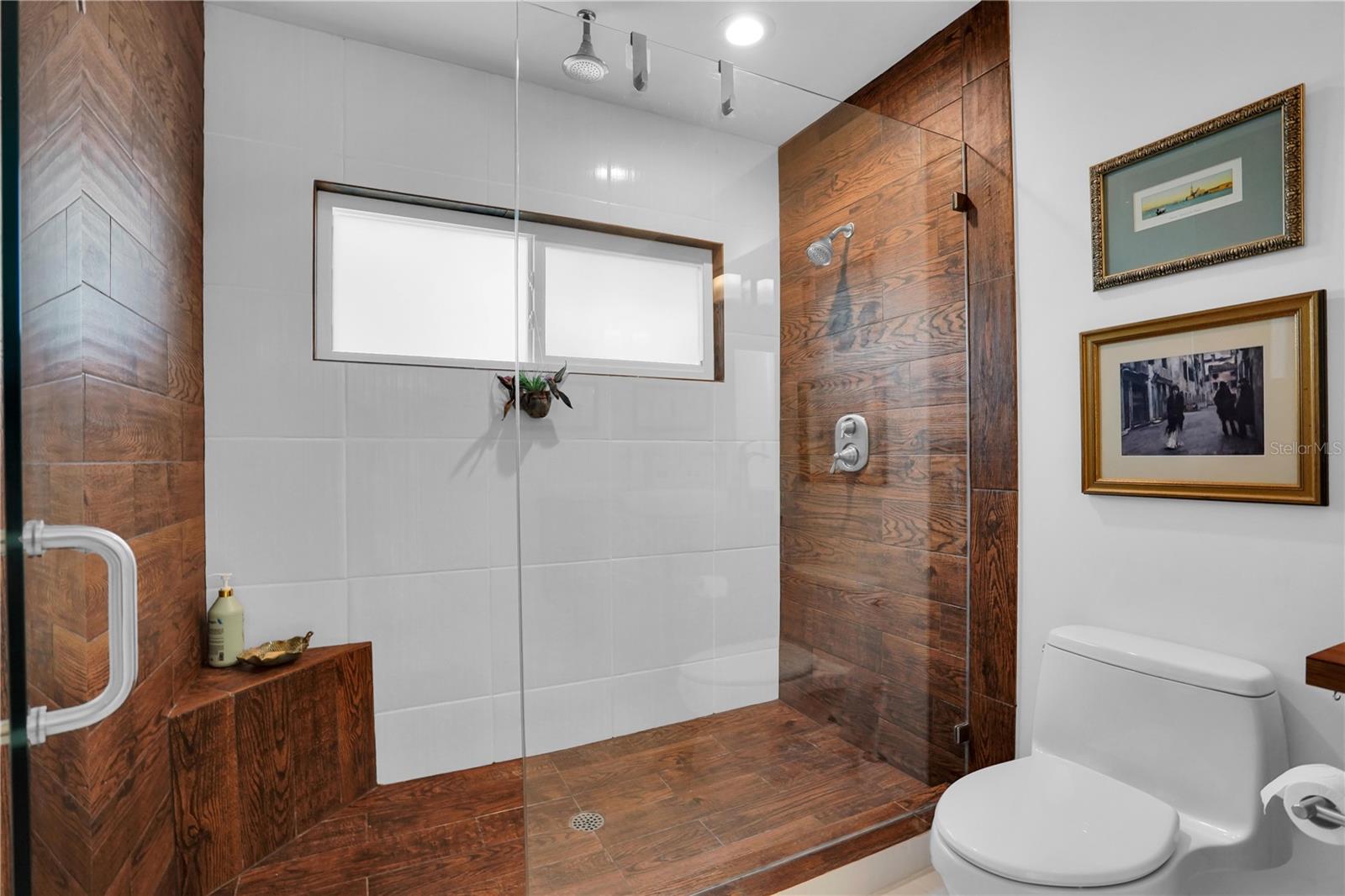 VETERAN PARK - Residential