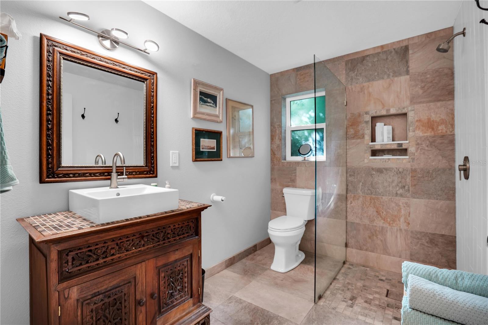 VETERAN PARK - Residential