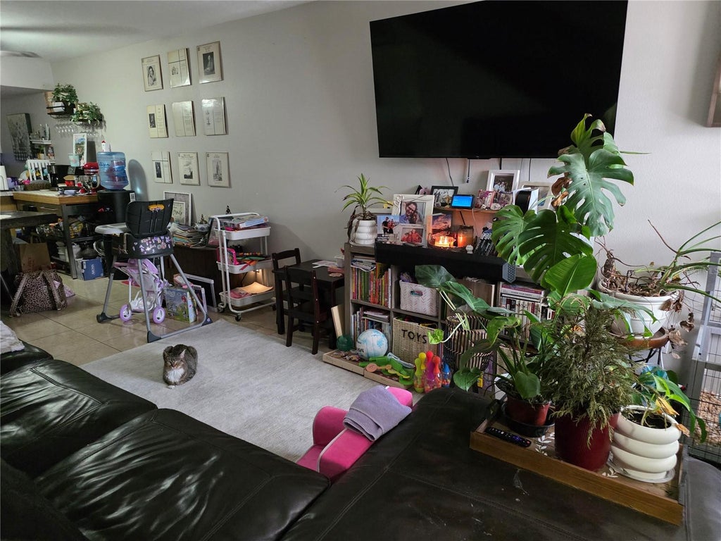 Photo of 4823 W Mcelroy Avenue #D211, Tampa, FL 33611 (MLS # TB8530214)