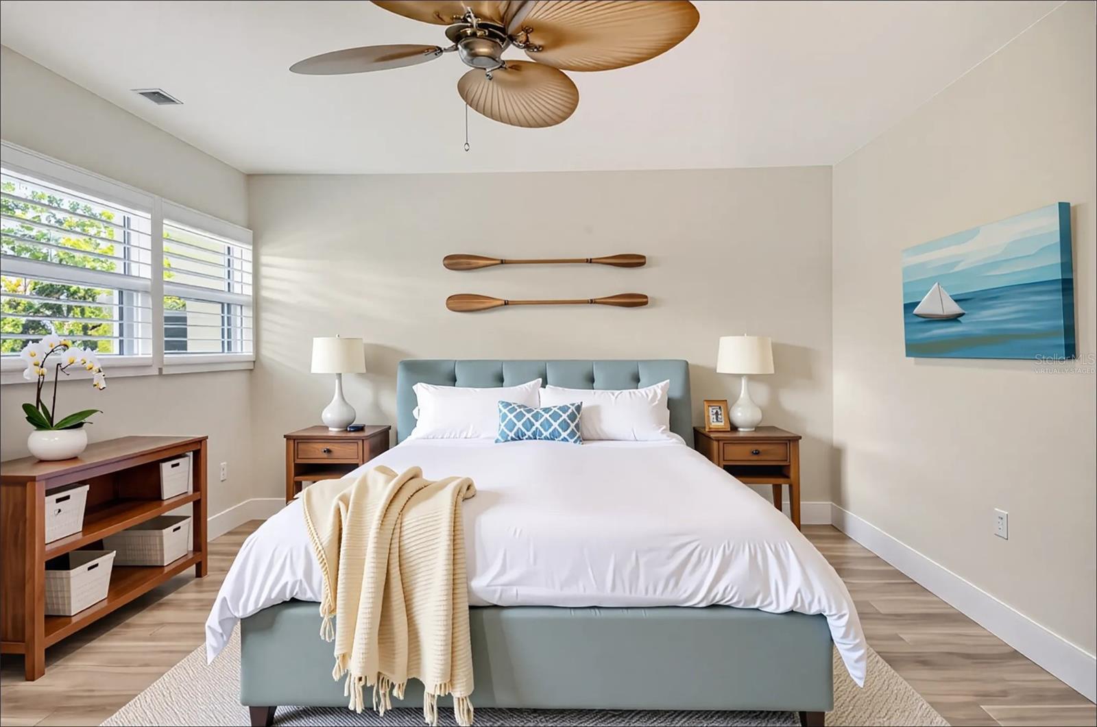 WHISPERING SANDS SEC 5 - Residential