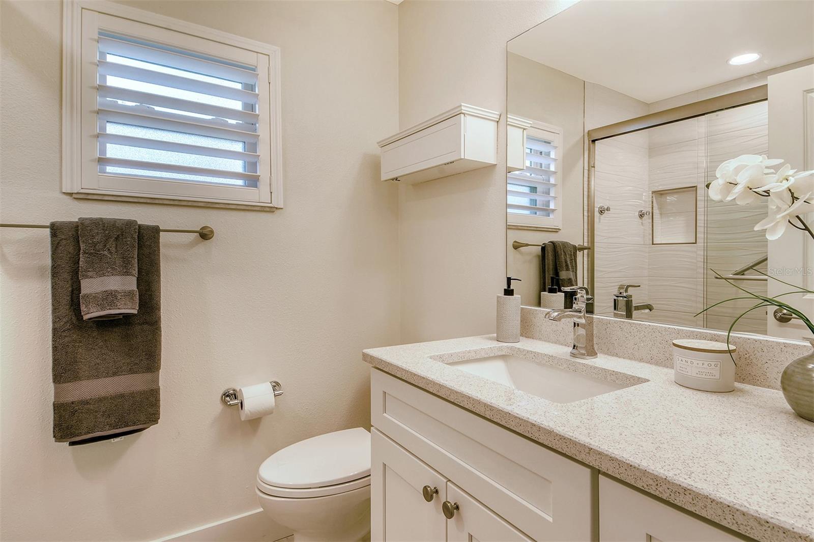 WHISPERING SANDS SEC 5 - Residential