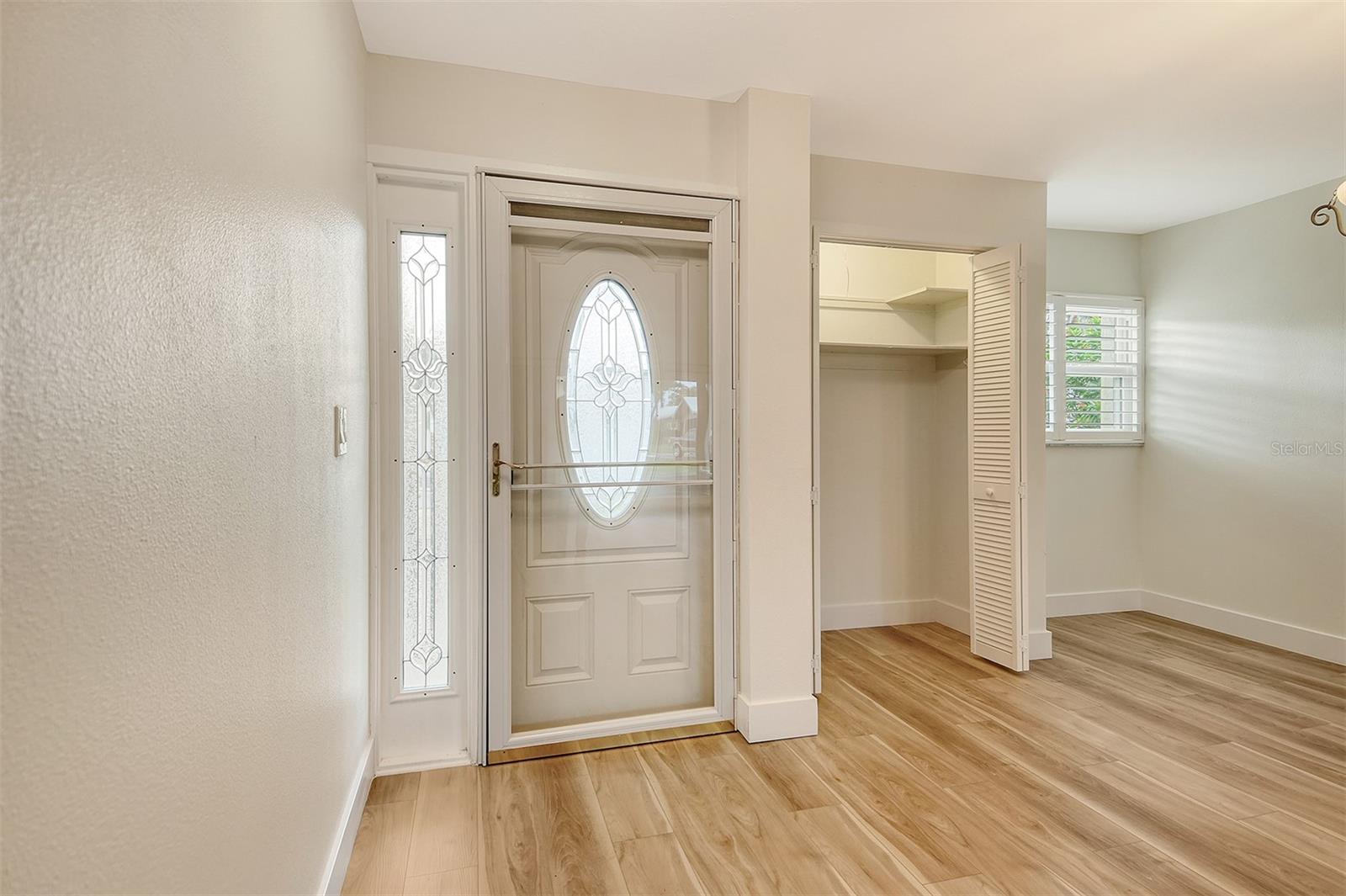 WHISPERING SANDS SEC 5 - Residential
