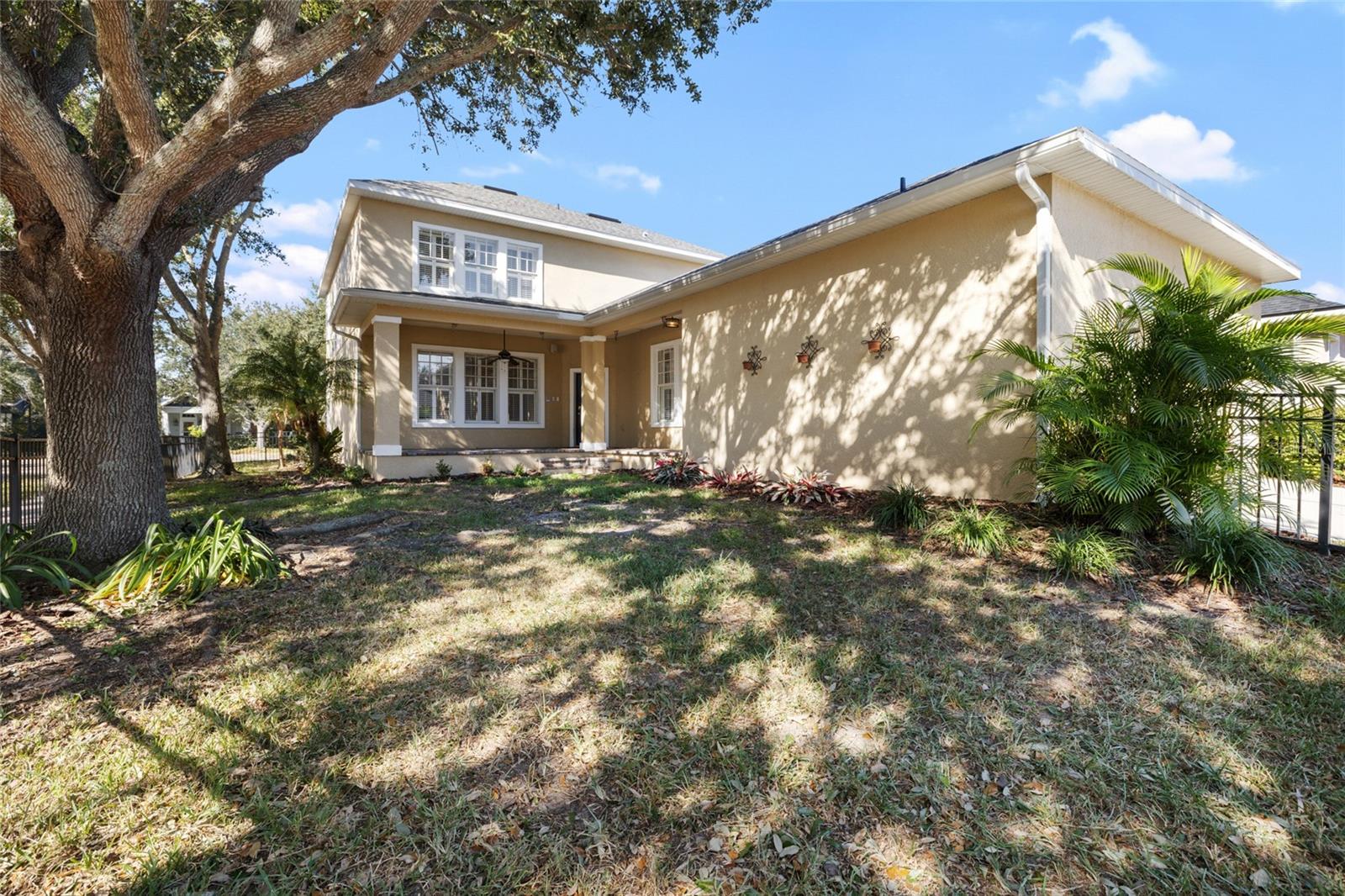 FISHHAWK RANCH TOWNCENTER PHAS - Residential