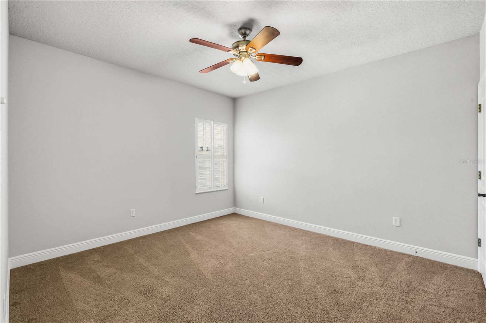 FISHHAWK RANCH TOWNCENTER PHAS - Residential