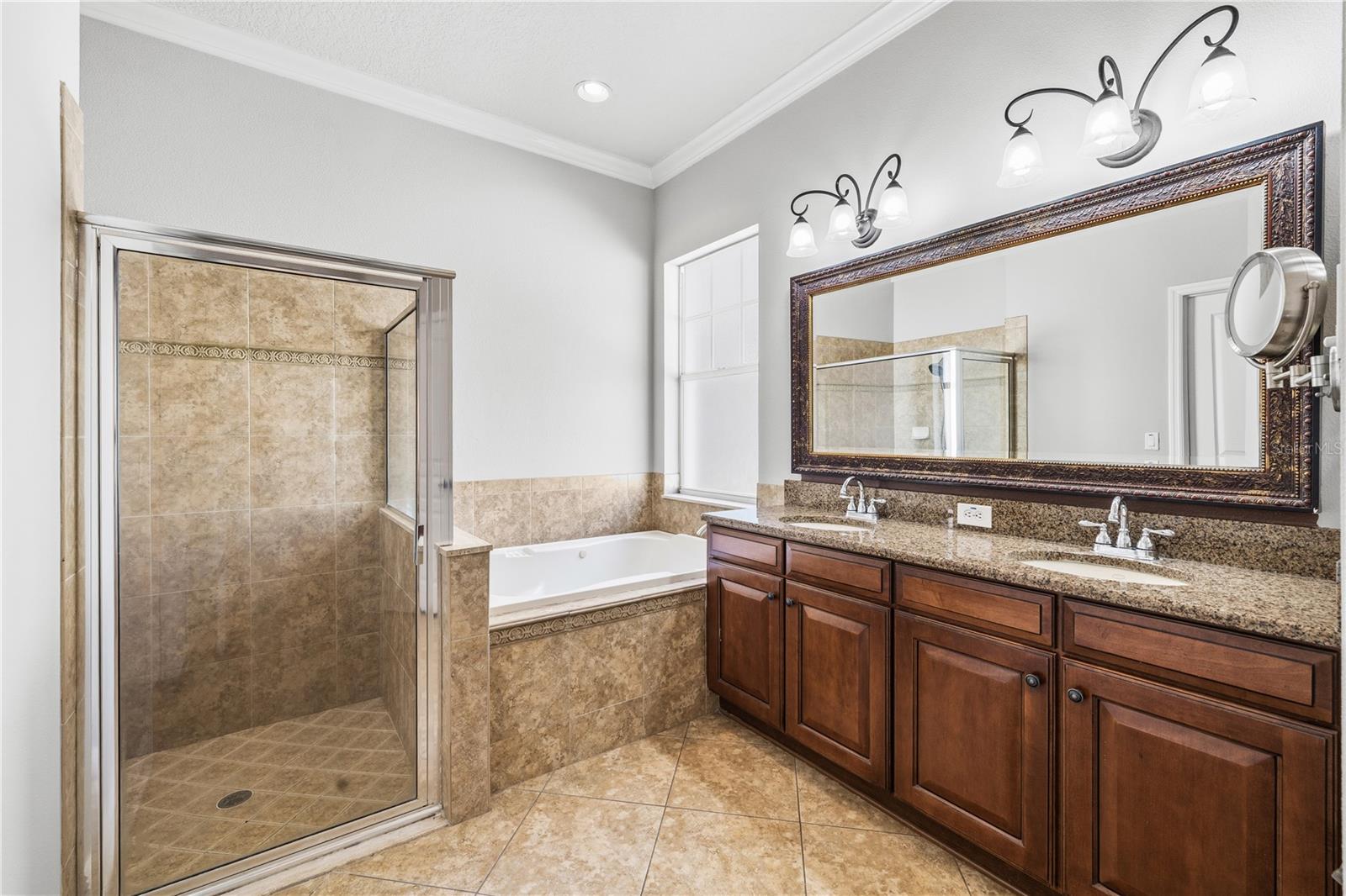 FISHHAWK RANCH TOWNCENTER PHAS - Residential