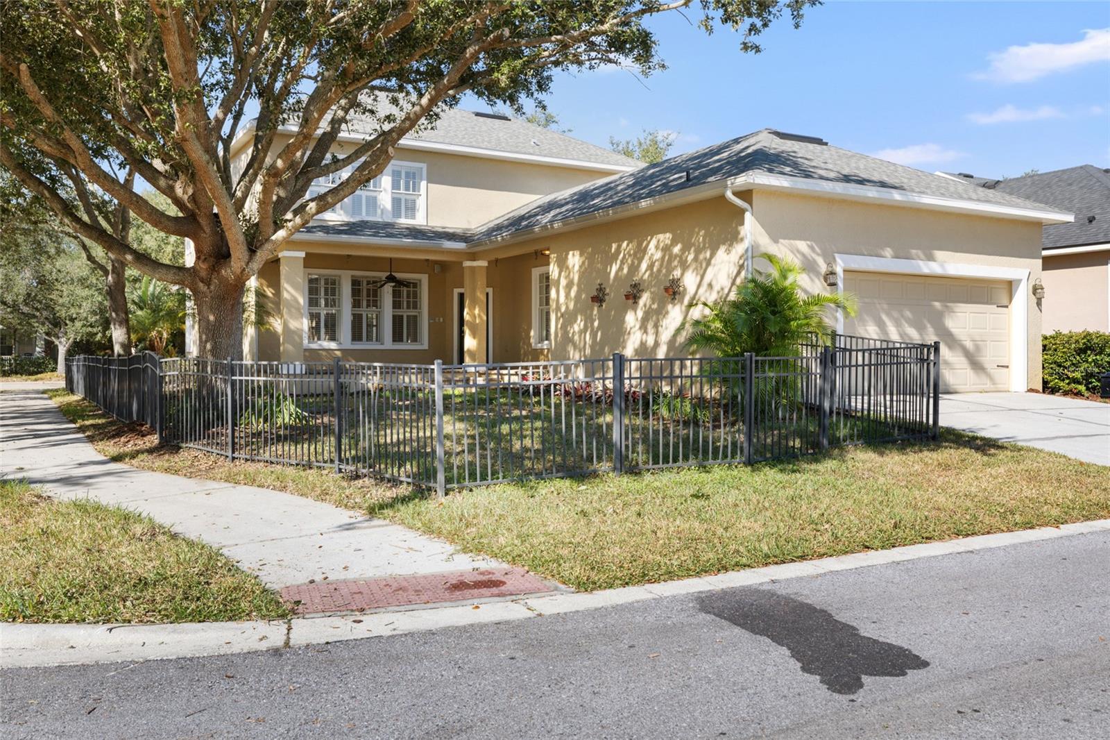 FISHHAWK RANCH TOWNCENTER PHAS - Residential