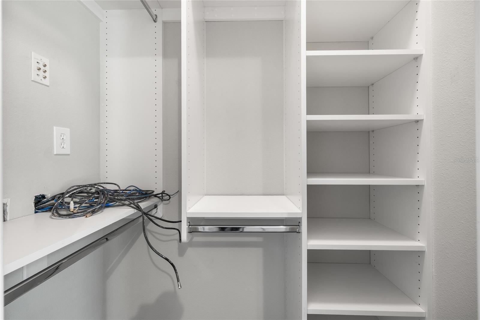 FISHHAWK RANCH TOWNCENTER PHAS - Residential