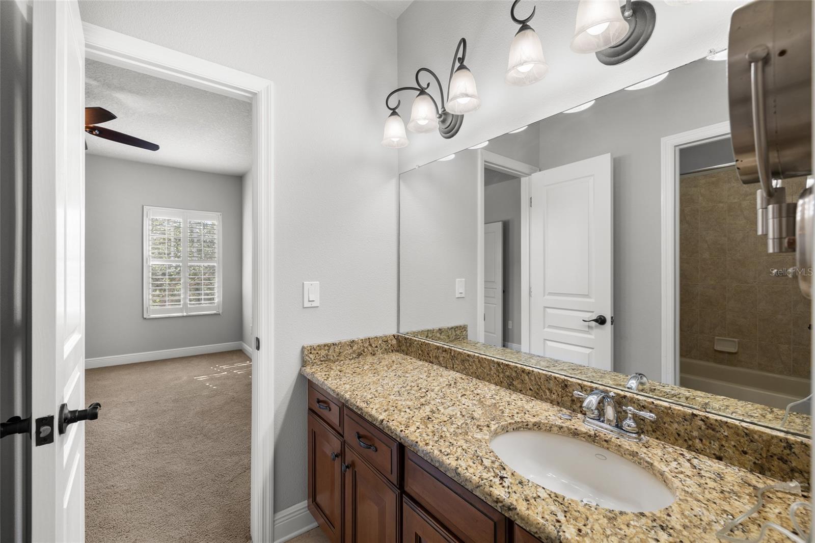 FISHHAWK RANCH TOWNCENTER PHAS - Residential