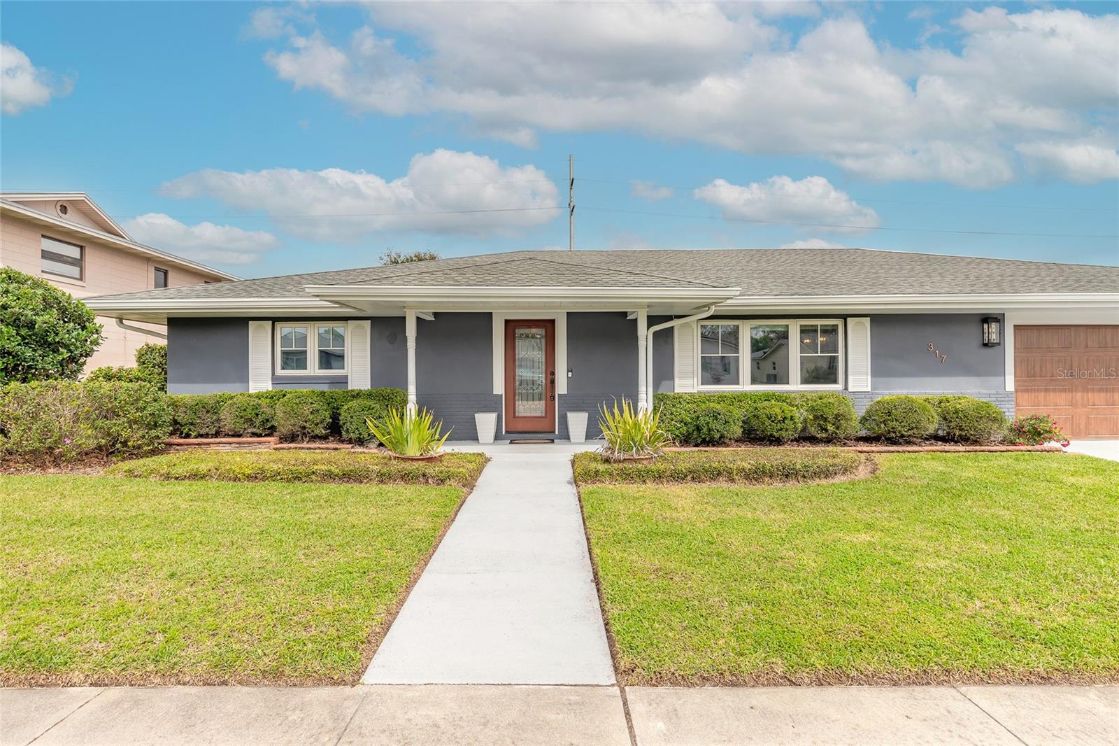317 OAK HILL DRIVE