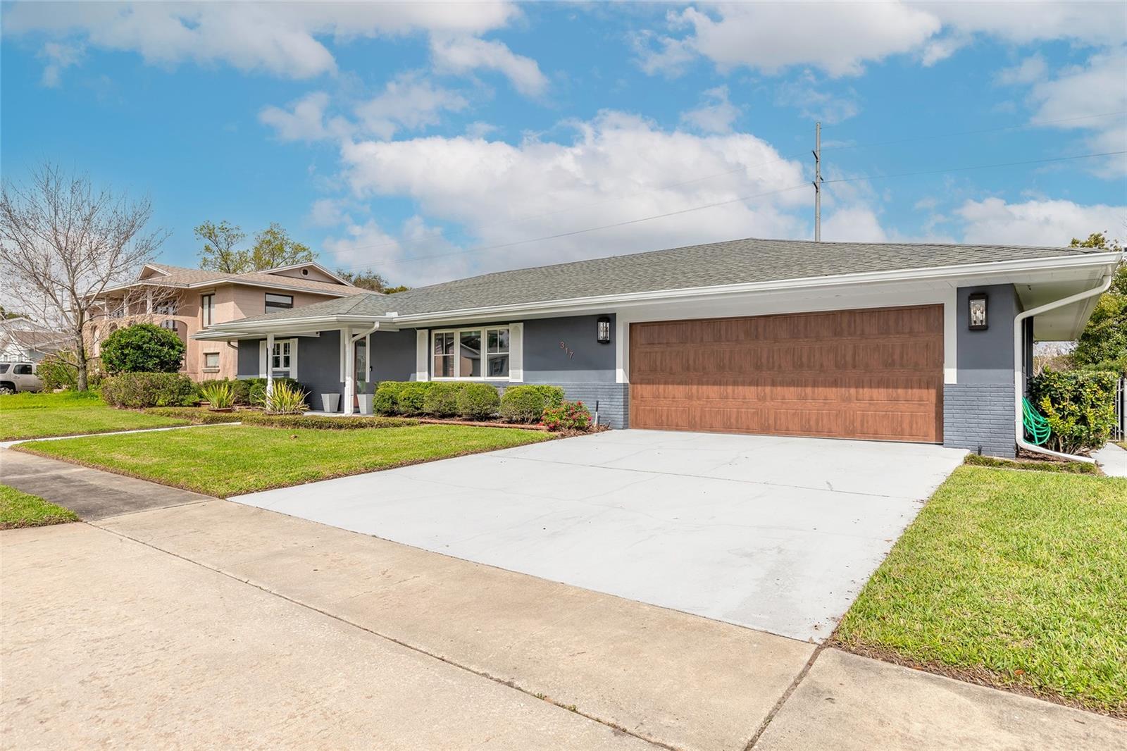 317 OAK HILL DRIVE