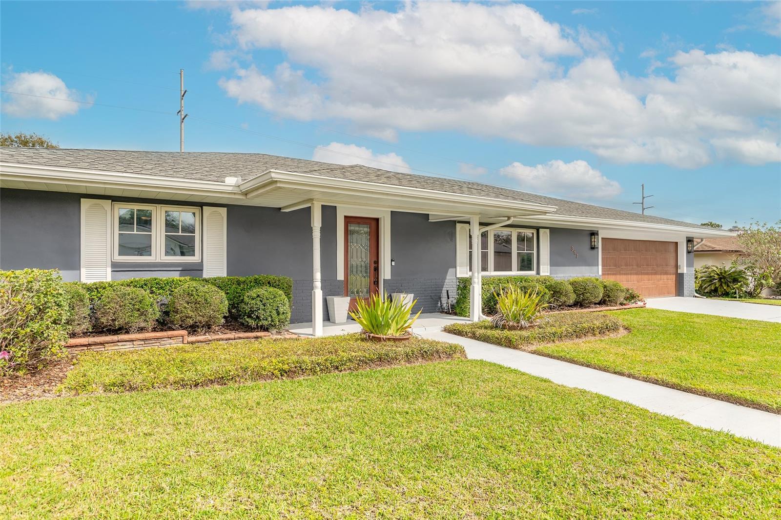 317 OAK HILL DRIVE