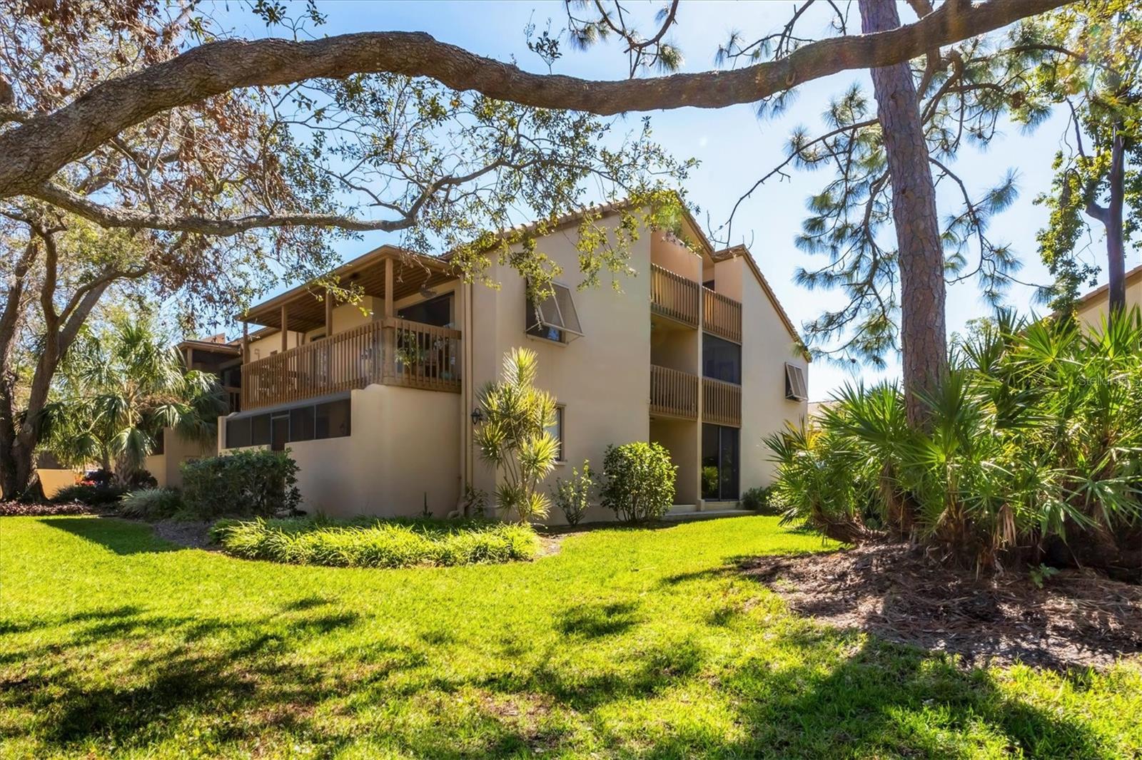 WILLOW GREEN - Residential