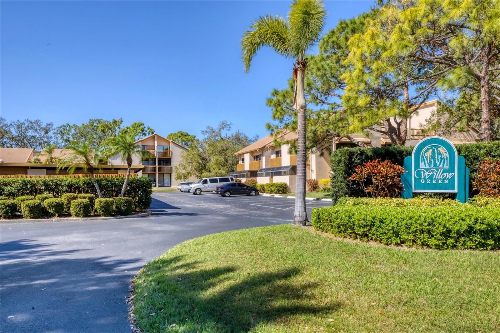 WILLOW GREEN - Residential