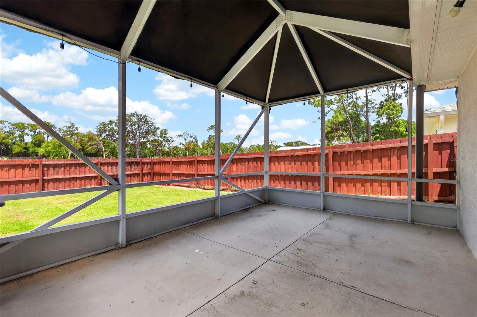 GLENDALE ESTATES - Residential