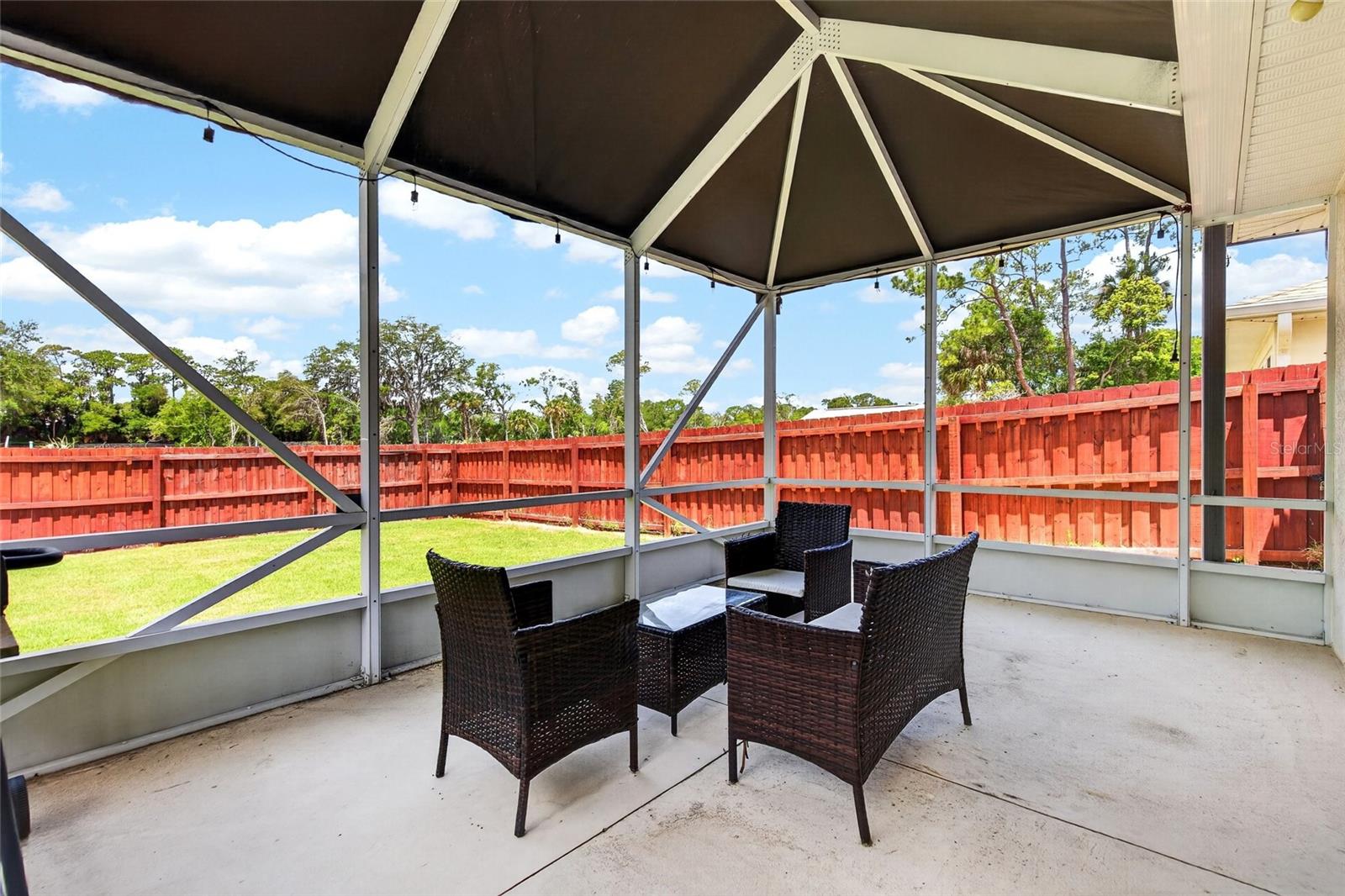 GLENDALE ESTATES - Residential