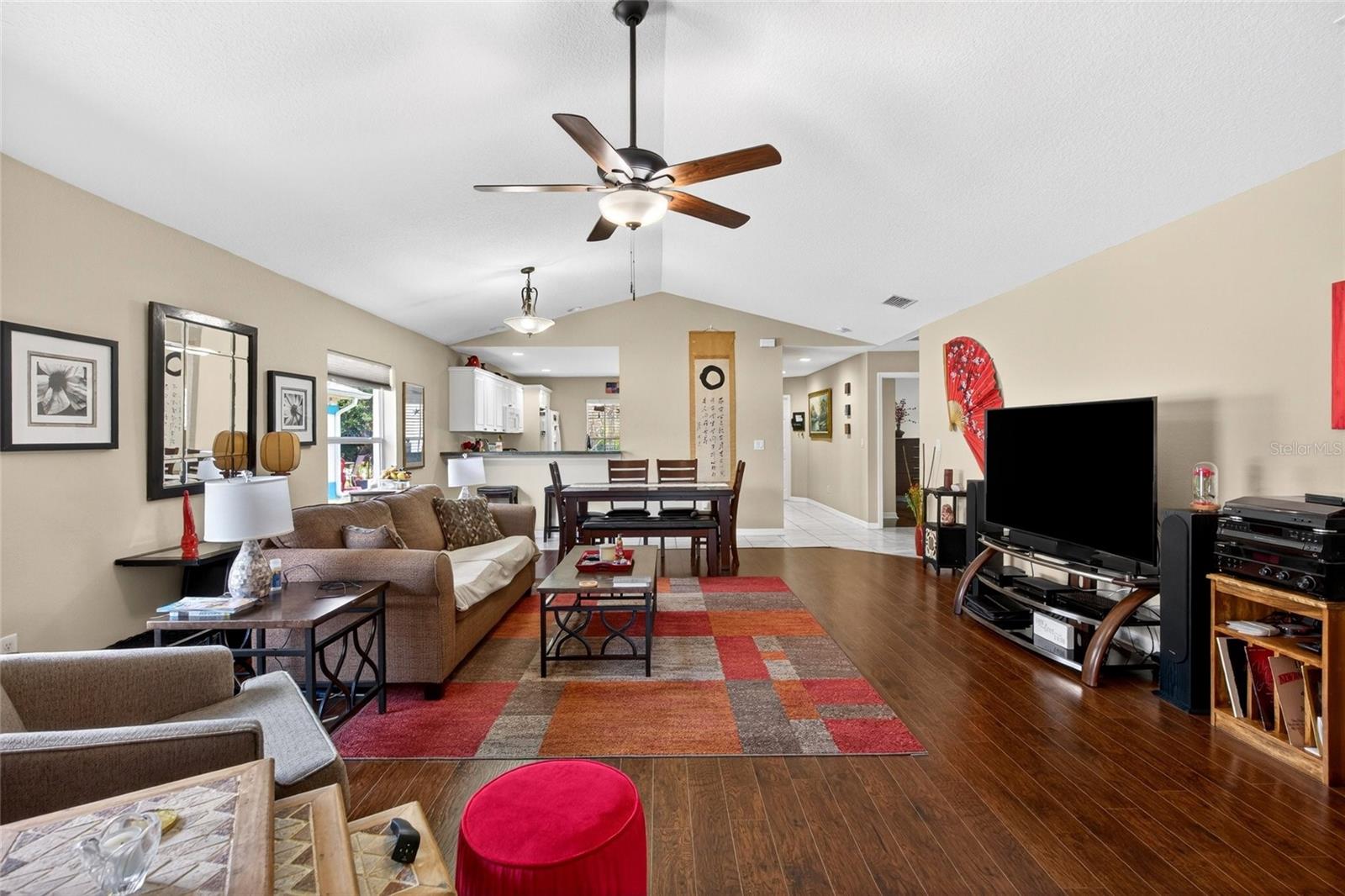 GLENDALE ESTATES - Residential