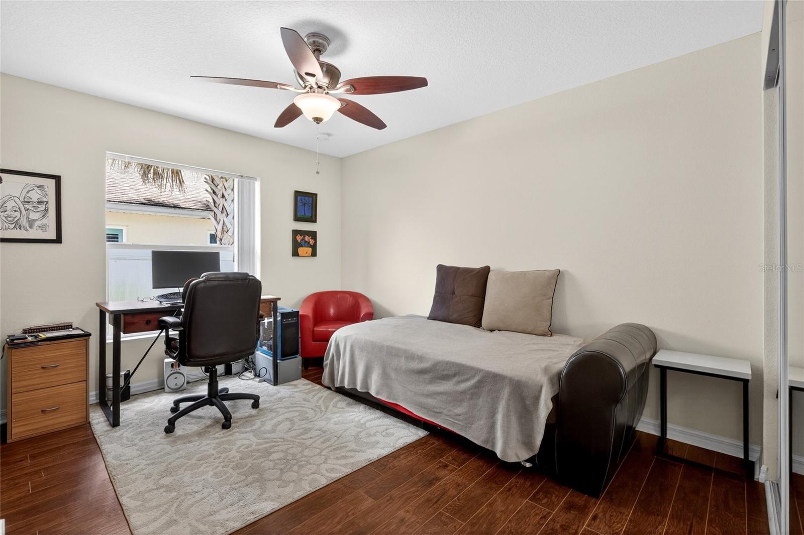 GLENDALE ESTATES - Residential