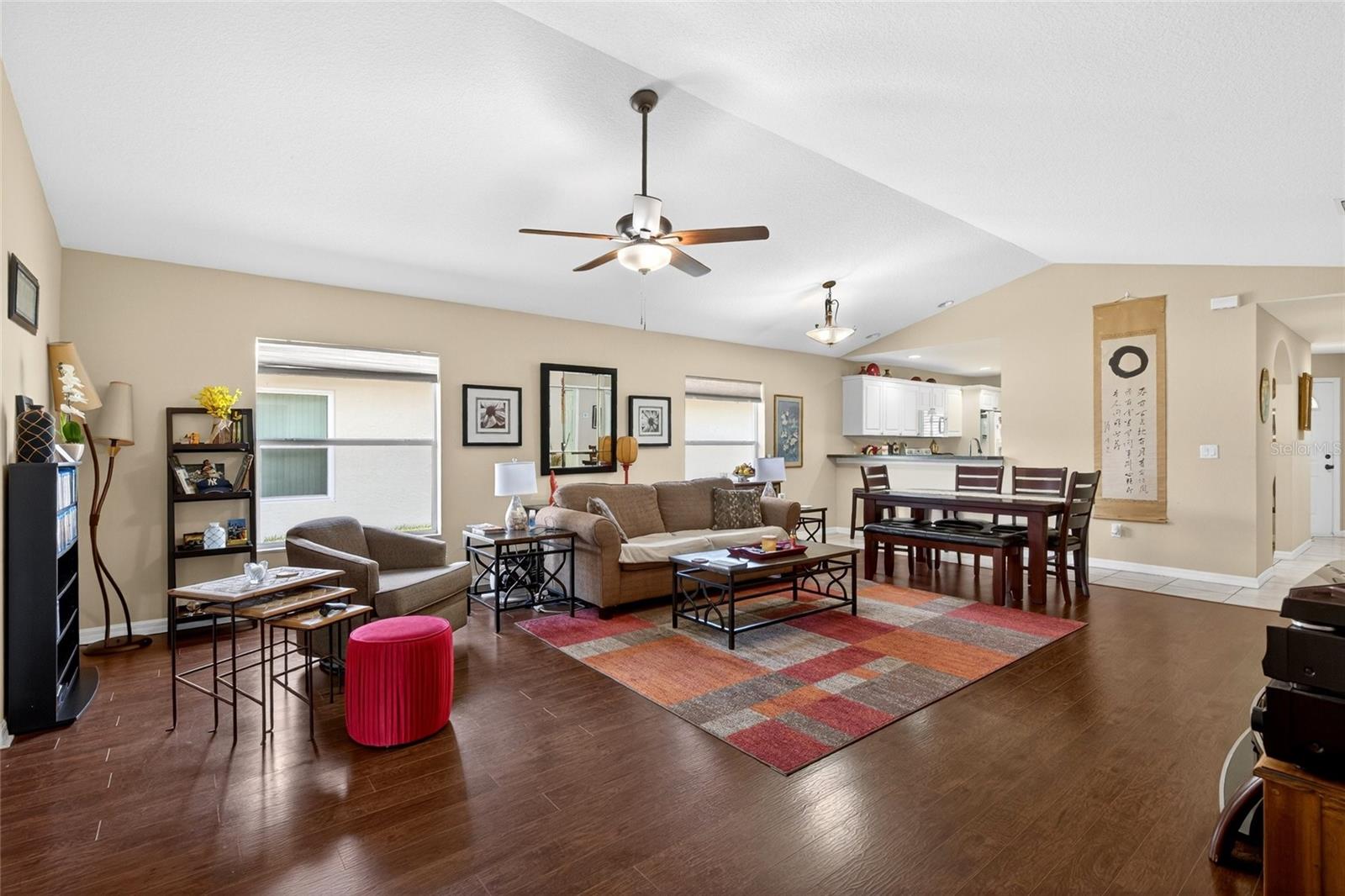 GLENDALE ESTATES - Residential