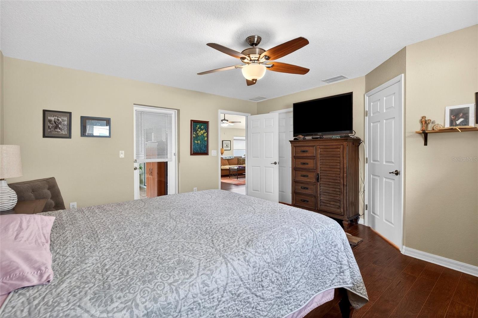 GLENDALE ESTATES - Residential