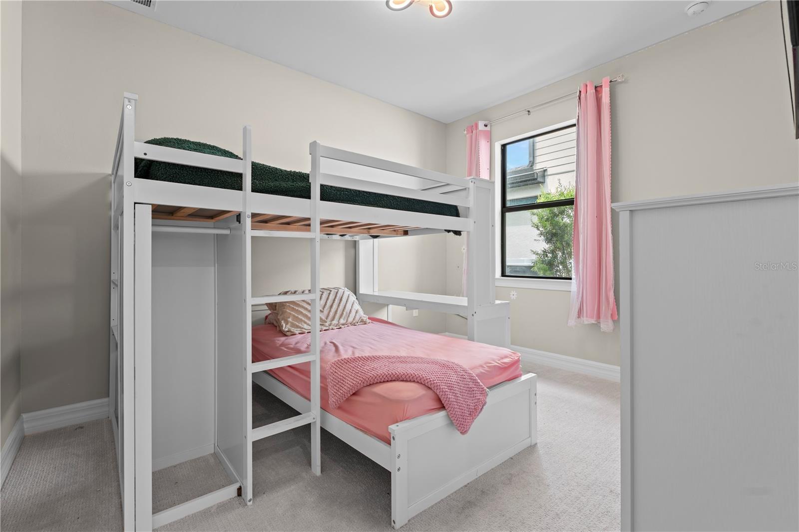 CEDAR GROVE - Residential