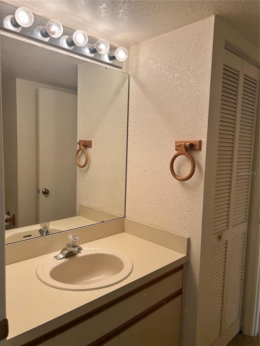 LAKE FOREST CONDO - Residential