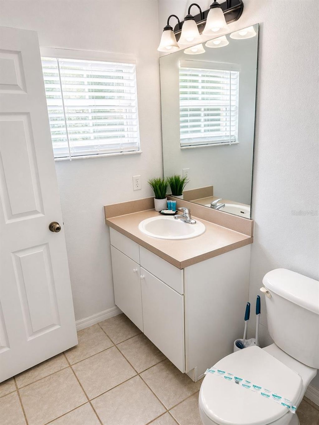 Photo of 4734 Vero Beach Place, Kissimmee, FL 34746 (MLS # S5148613)