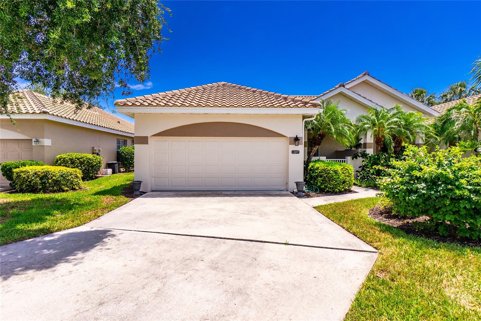 WATERS EDGE 2/PEPPERTREE POIN - Residential