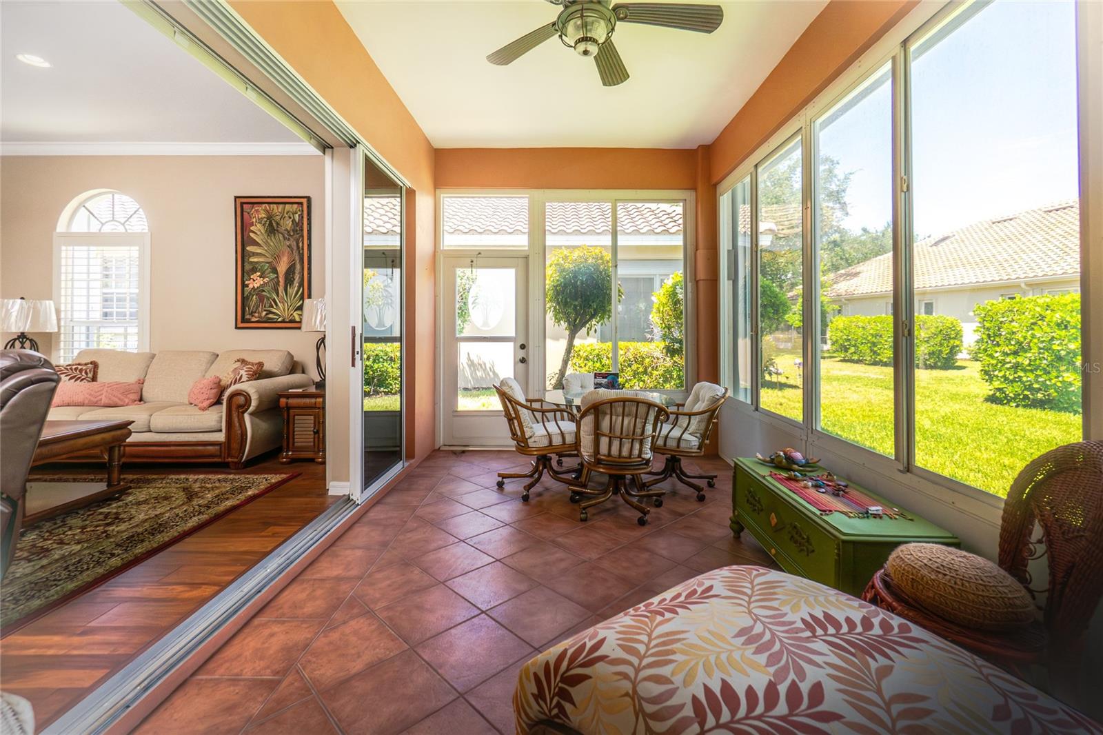 WATERS EDGE 2/PEPPERTREE POIN - Residential