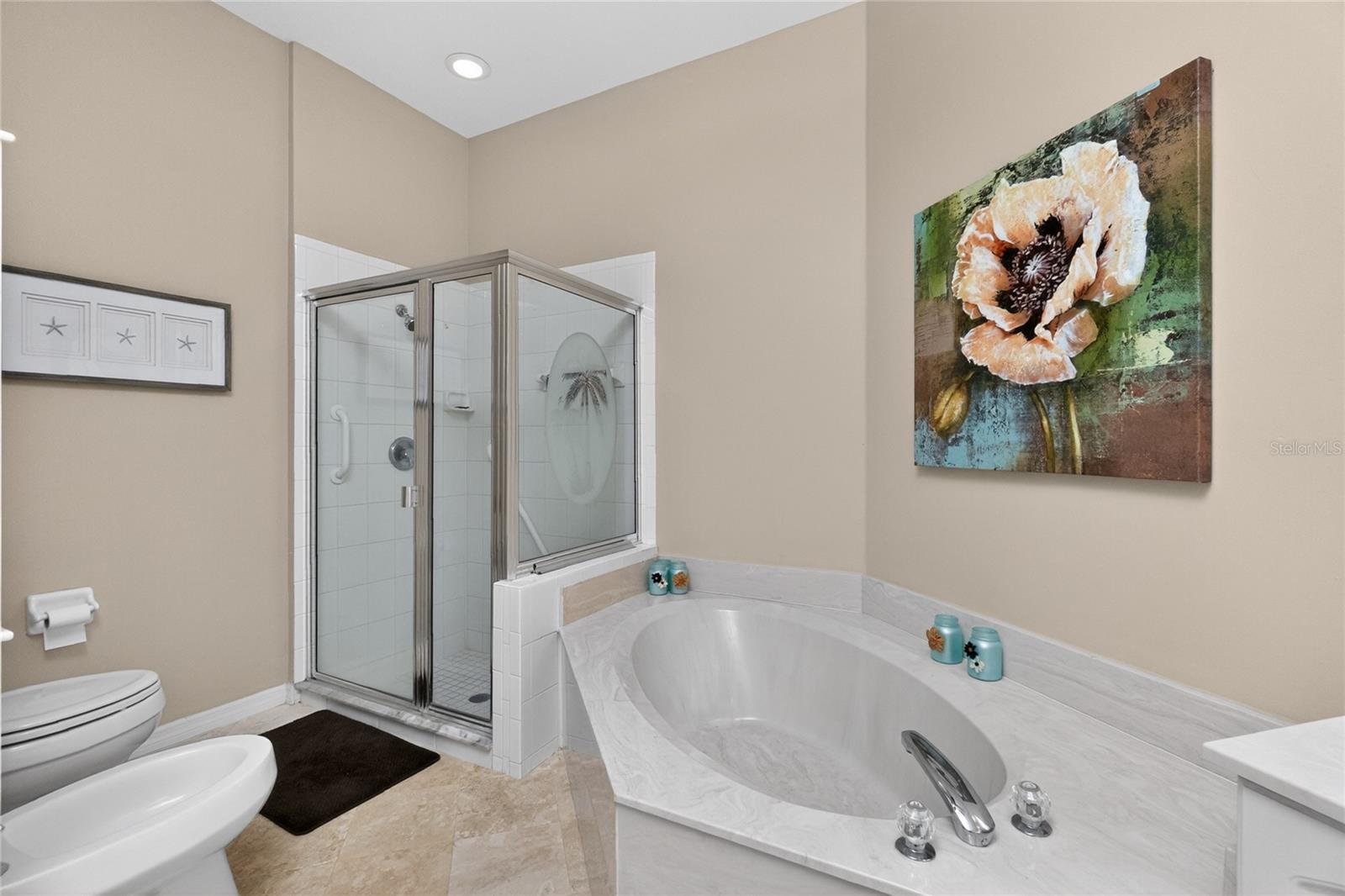 WATERS EDGE 2/PEPPERTREE POIN - Residential