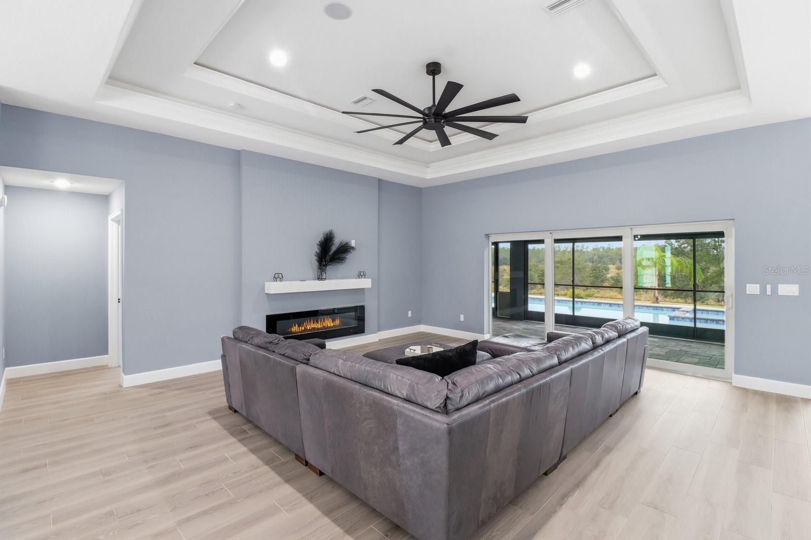 RAINBOW SPGS - Residential