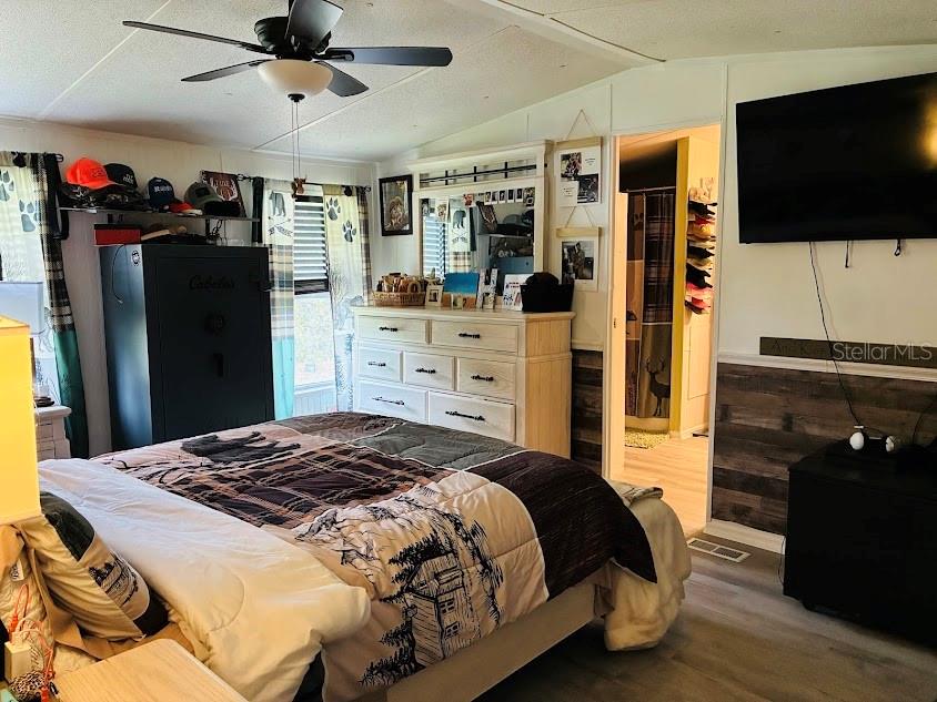 WEEKI WACHEE HILLS - Residential