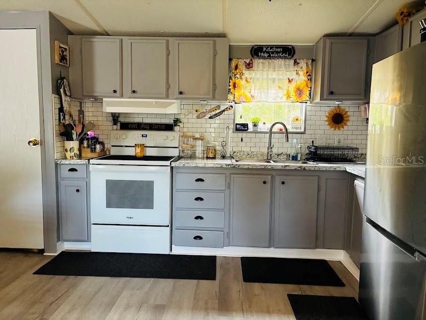 WEEKI WACHEE HILLS - Residential