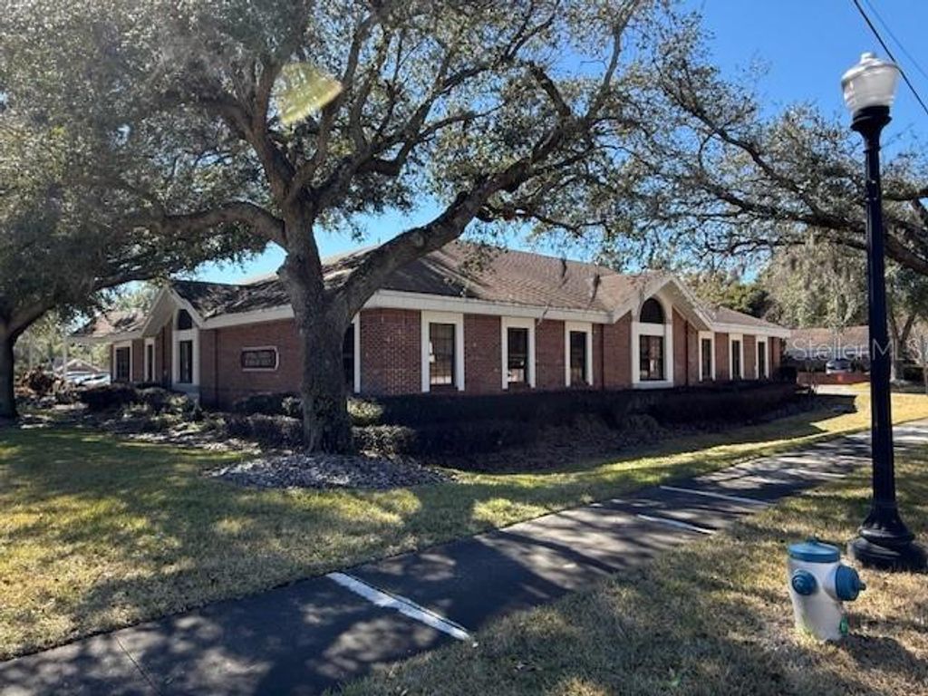 Photo of 326 N Mills Avenue, Orlando, FL 32803 (MLS # O6380638)