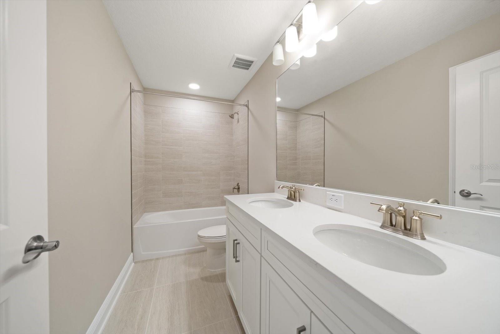 CHAPEL XINGS - Residential