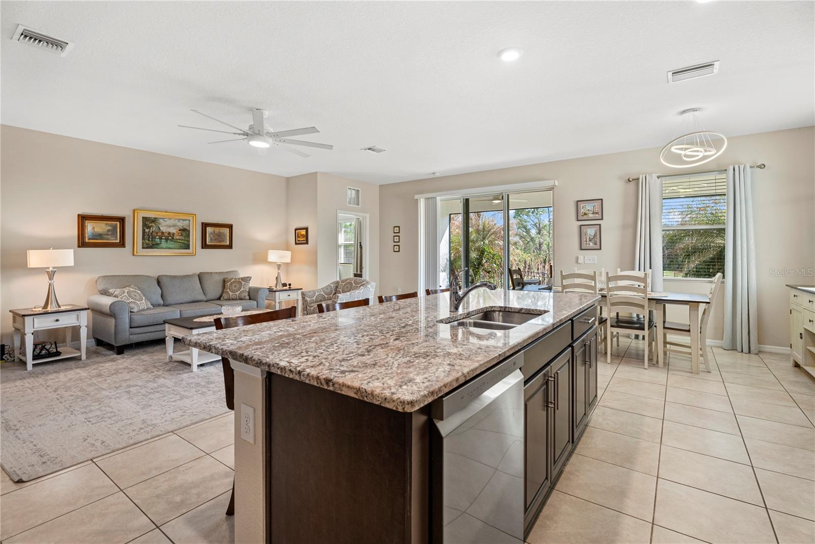 SOUTHERN OAKS PH I & II - Residential