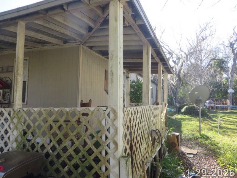 1462 ELIZABETH STREET