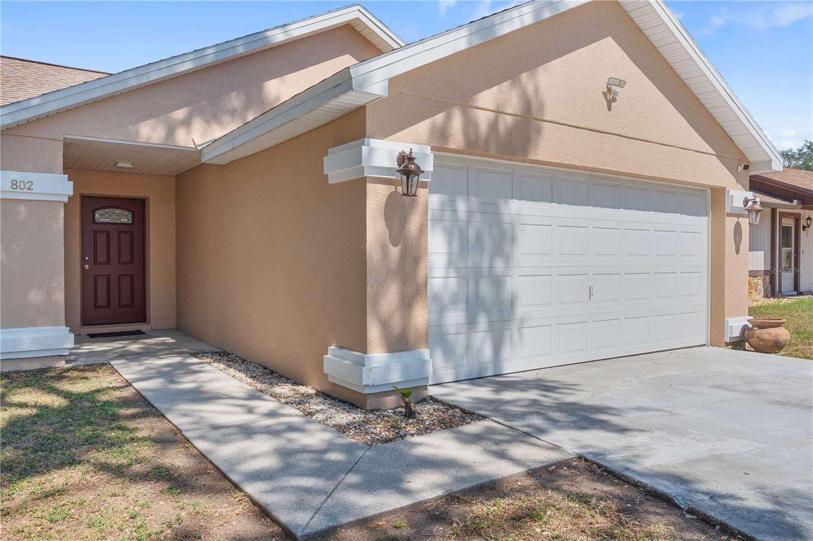 802 SMITH BAY DRIVE