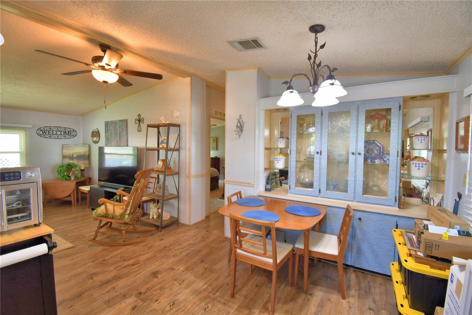 VILLAGE PARK - Residential