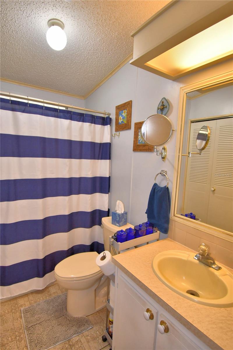 VILLAGE PARK - Residential