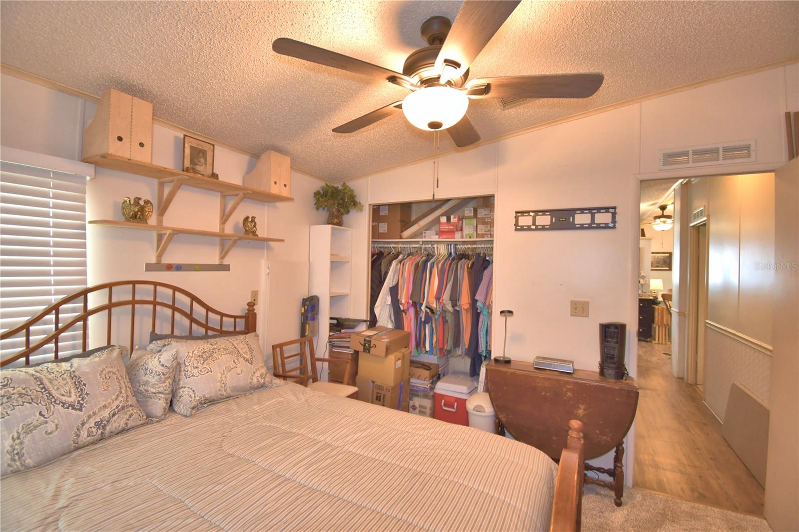 VILLAGE PARK - Residential