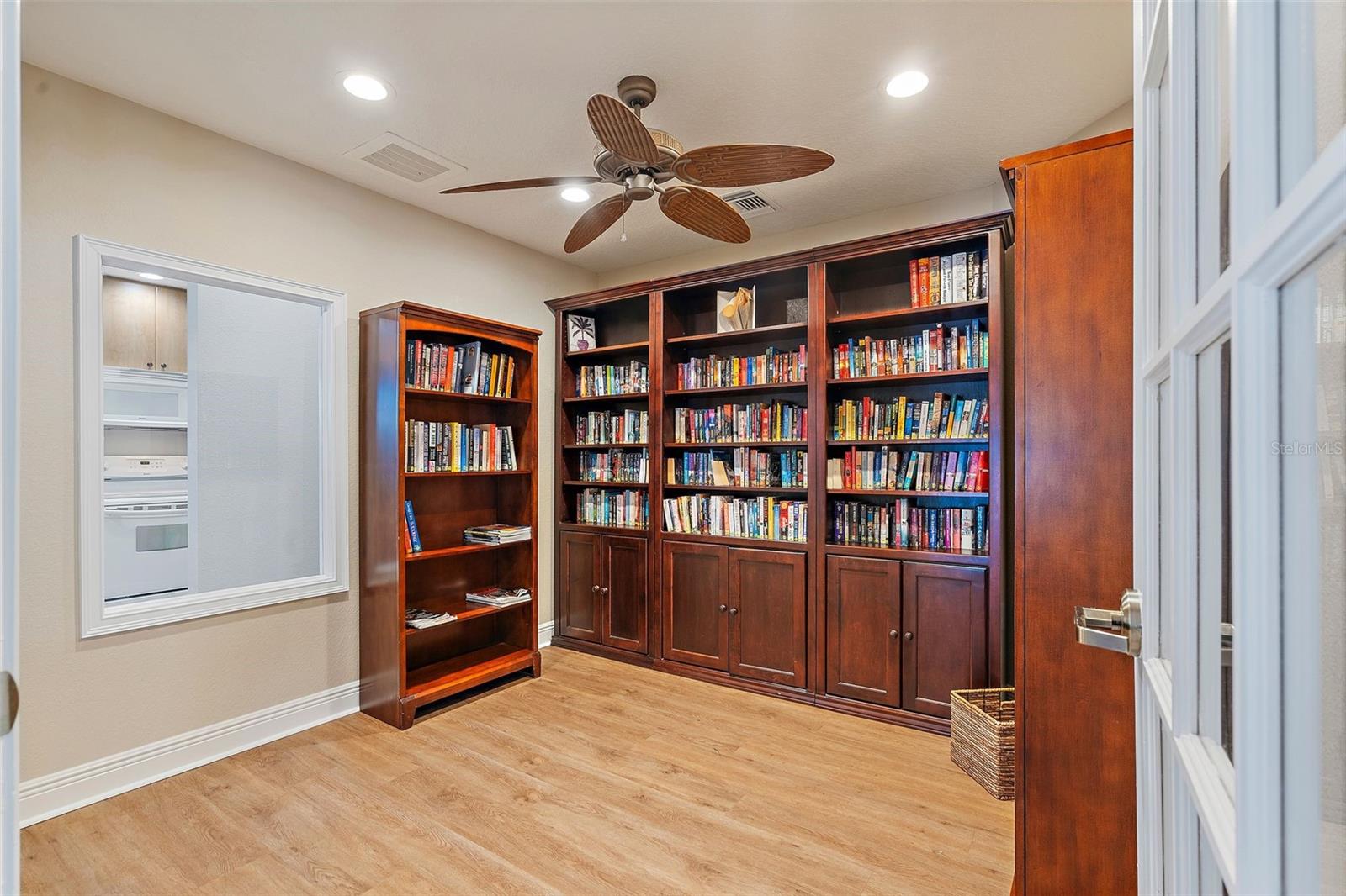 GOLF LAKE CONDO V AT EAST BAY - Residential