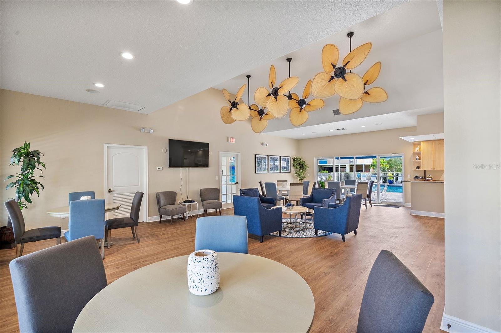 GOLF LAKE CONDO V AT EAST BAY - Residential