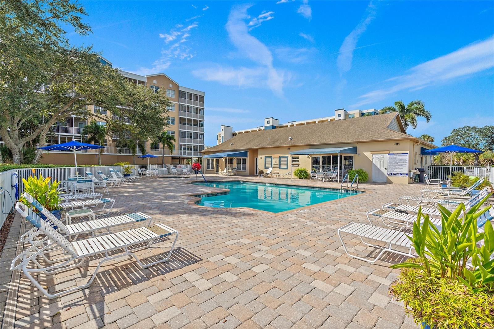 GOLF LAKE CONDO V AT EAST BAY - Residential