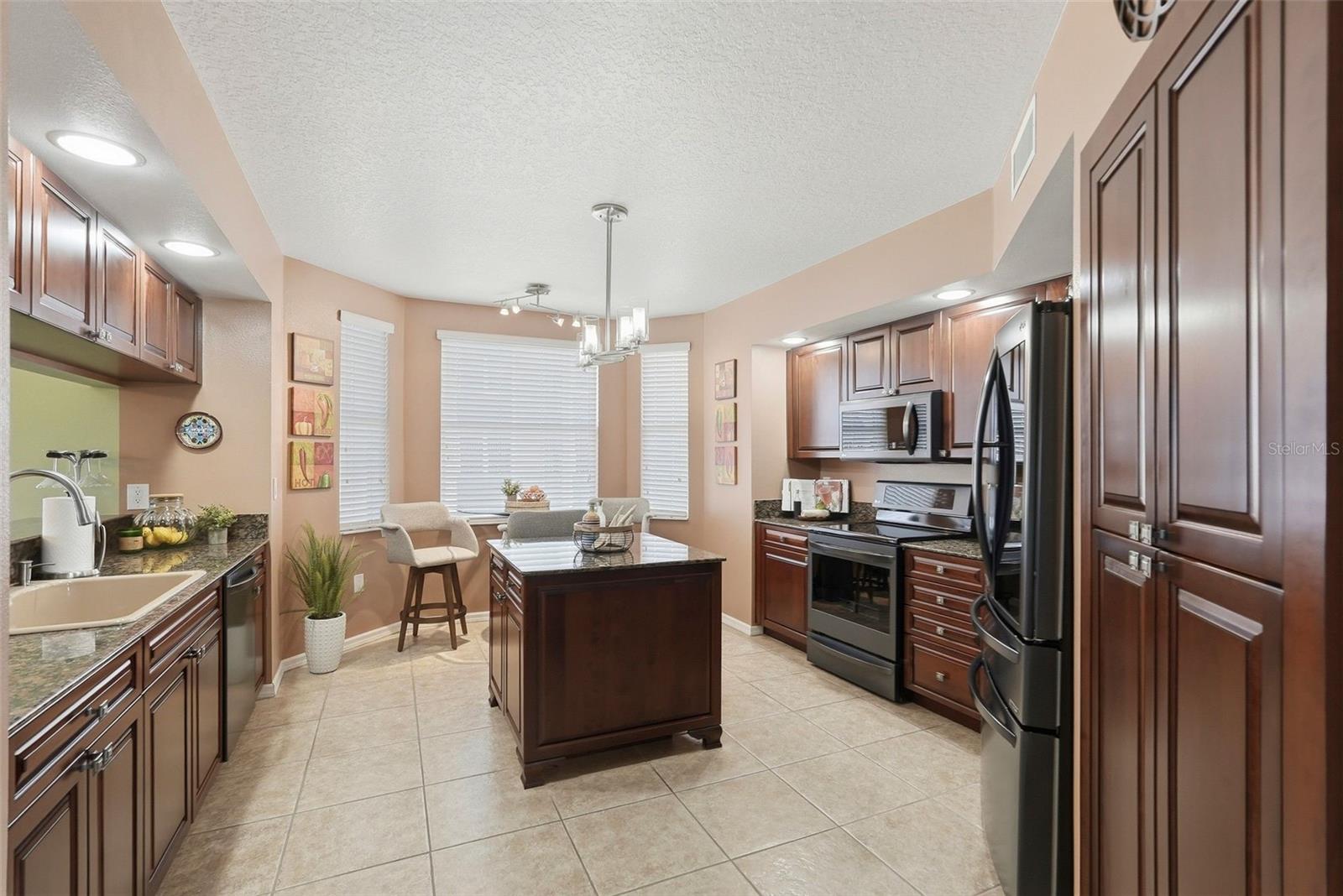 GOLF LAKE CONDO V AT EAST BAY - Residential