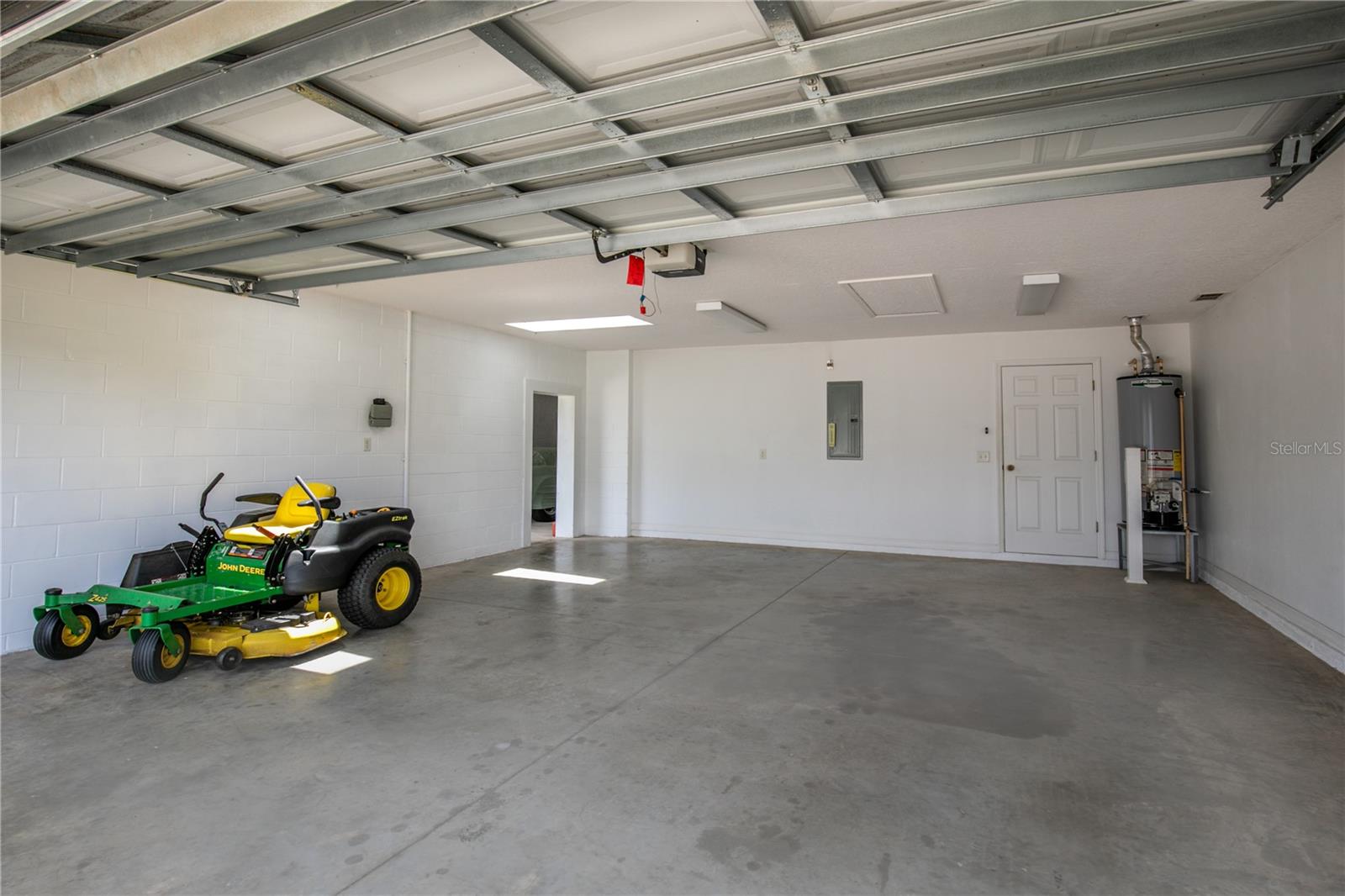 BISCAYNE HEIGHTS PH III SUB - Residential