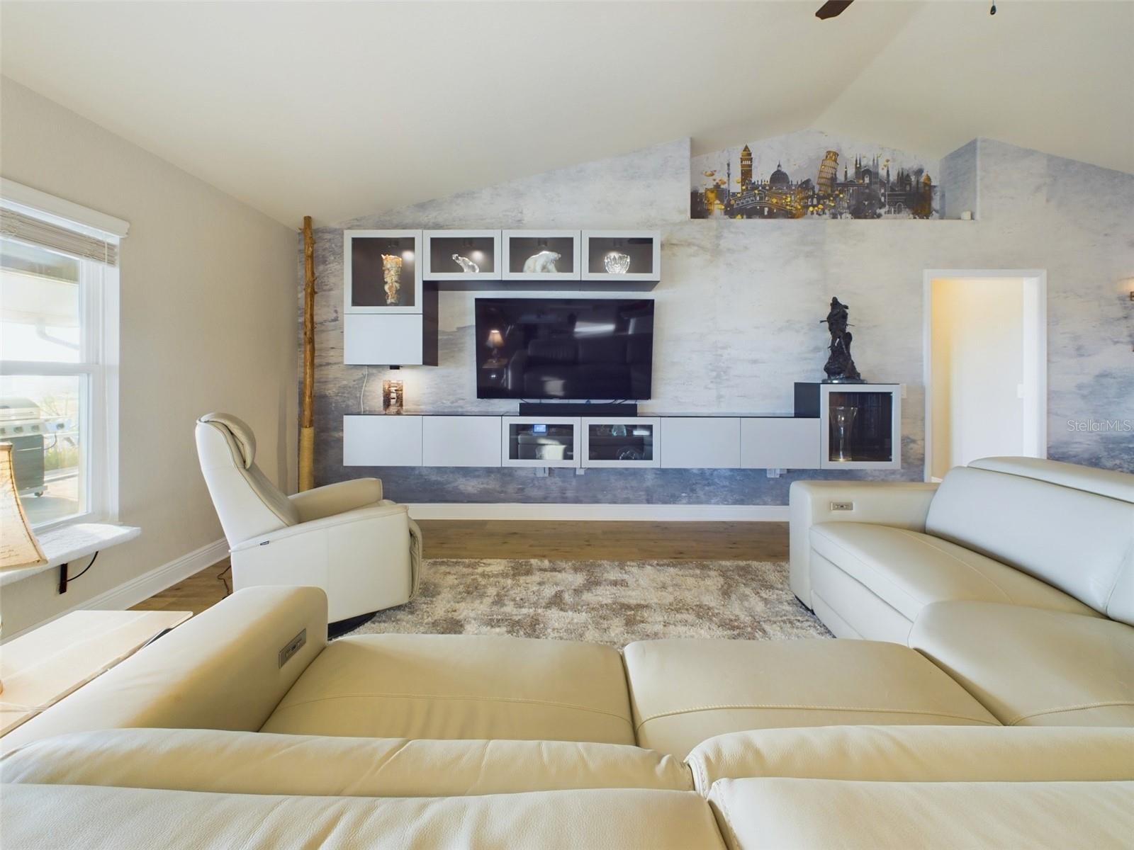 1155 TOWERGATE CIRCLE