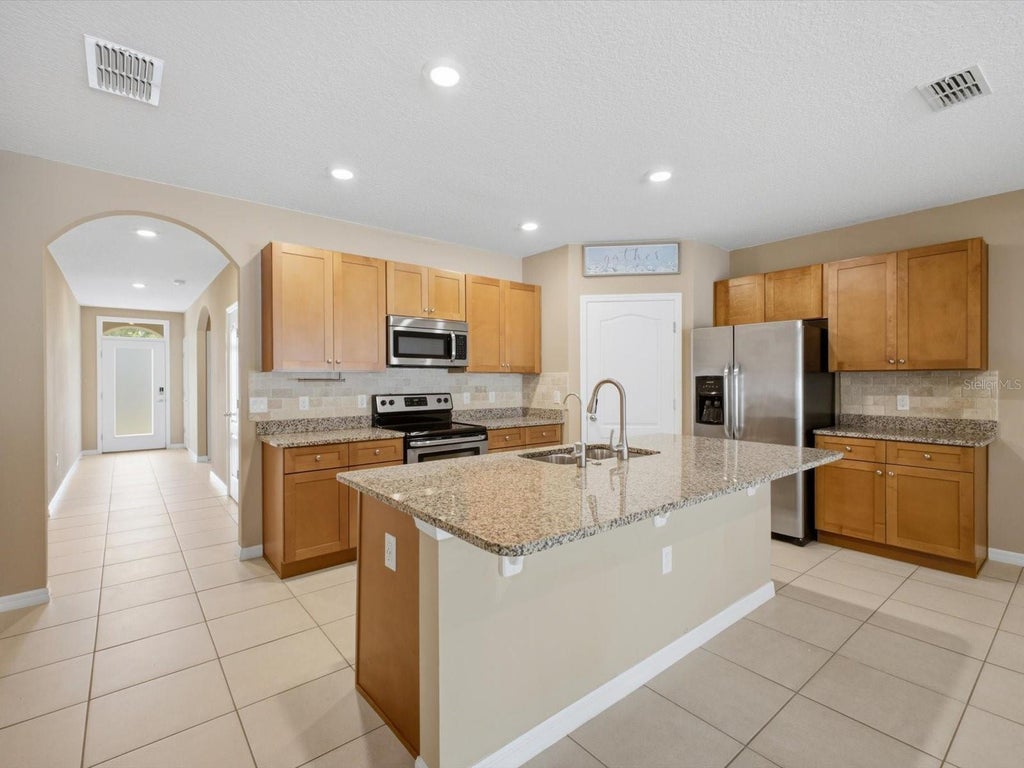 Photo of 209 Tanglewood Drive, Davenport, FL 33896 (MLS # O6449911)
