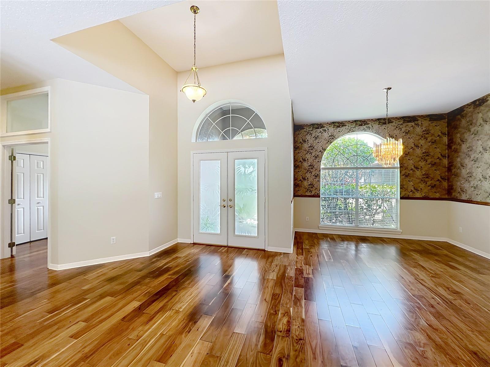 1790 CARILLON PARK DRIVE